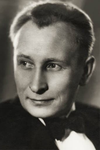 Павел Суханов