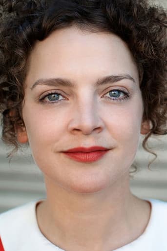 Karoline BĂ€r