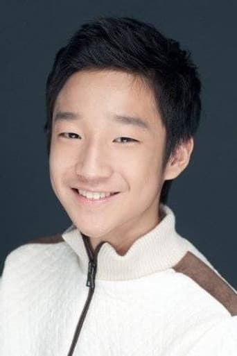 김우석